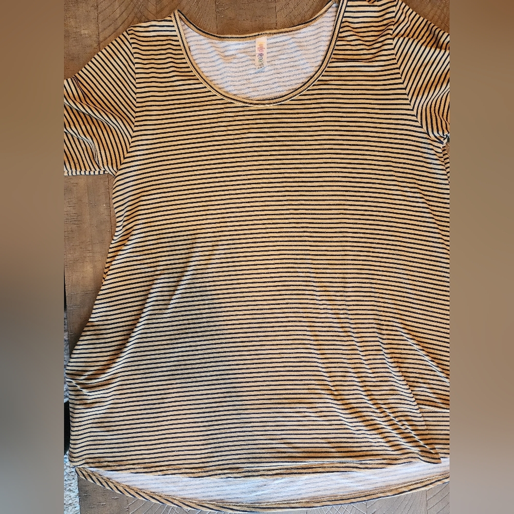 LuLaRoe Black and Tan Striped Short Sleeve Tee